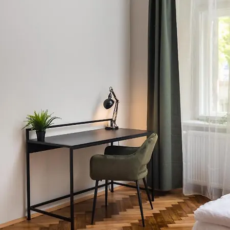 Lejlighed Przestronny W Centrum Krakowa - 12 Osob - By Upstairs