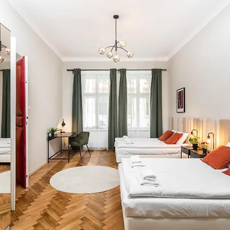 Διαμέρισμα Przestronny W Centrum Krakowa - 12 Osob - By Upstairs