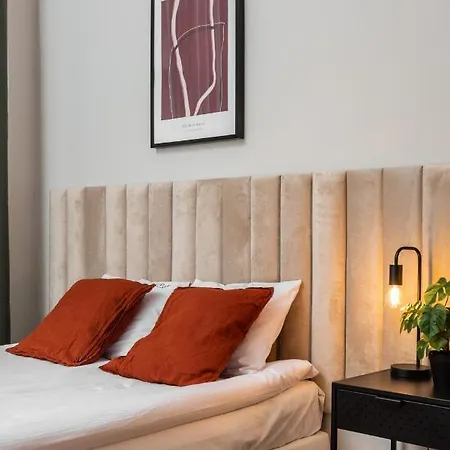 Przestronny W Centrum Krakowa - 12 Osob - By Upstairs Apartmán Krakov