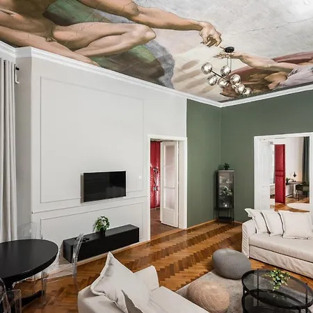 Przestronny W Centrum Krakowa - 12 Osob - By Upstairs Apartmán *