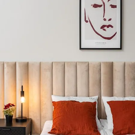 Przestronny W Centrum Krakowa - 12 Osob - By Upstairs