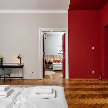 Przestronny W Centrum Krakowa - 12 Osob - By Upstairs Apartmán Krakov