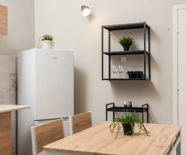 Przestronny W Centrum Krakowa - 12 Osób - By Upstairs Apartamento