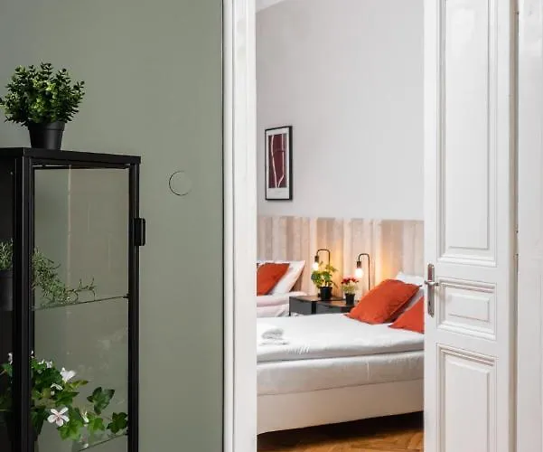 Apartamento Przestronny W Centrum Krakowa - 12 Osób - By Upstairs